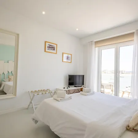 Апартаменты Paradise Bay T3 - By Smarthomes